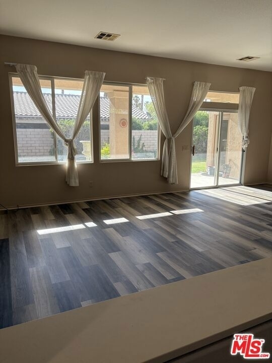 40808 Eastwood Lane - Photo 2