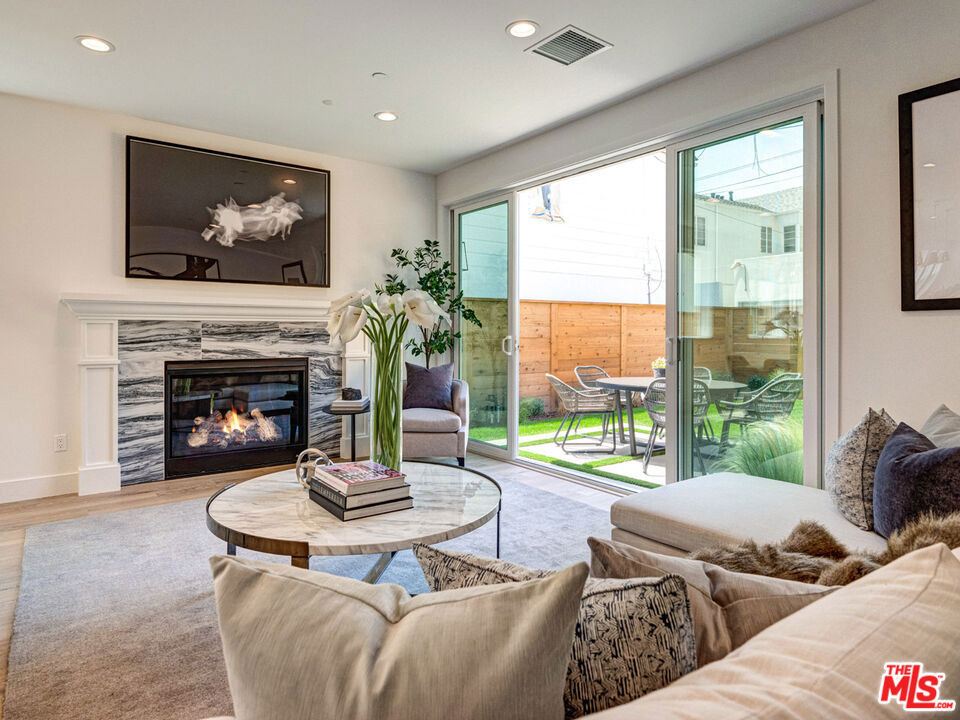 1625 S Wooster Street - Photo 7
