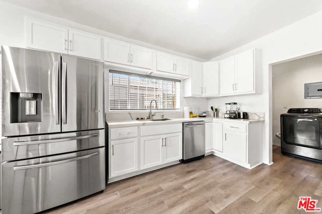 3031 Wellington Road - Photo 1