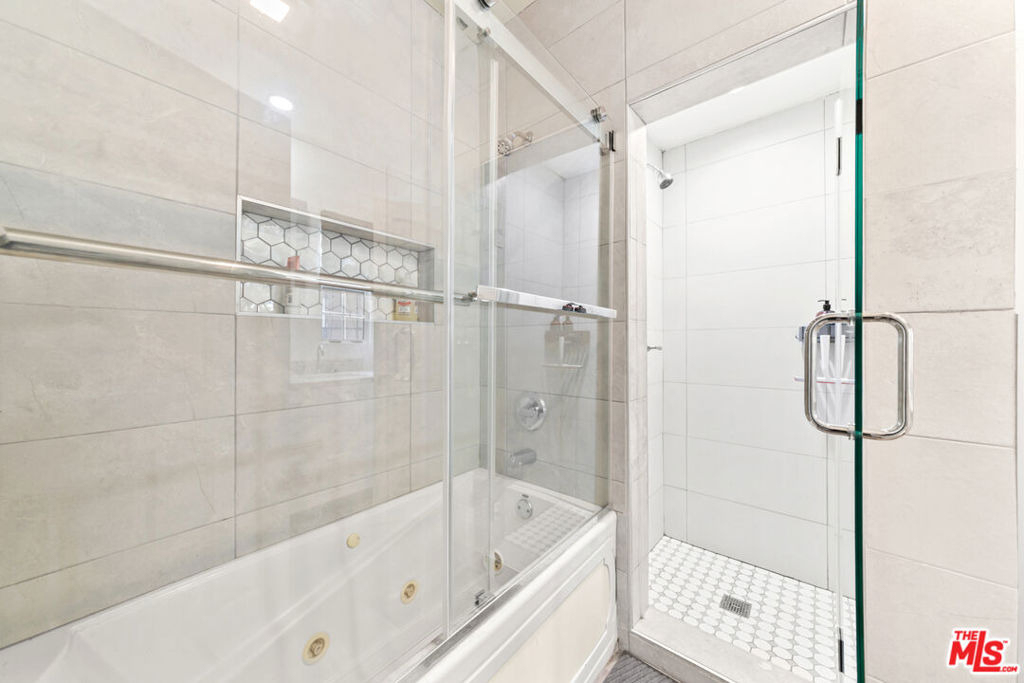 3031 Wellington Road - Photo 11