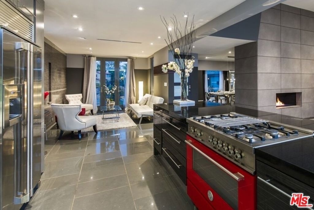 12318 W Sunset Boulevard - Photo 7