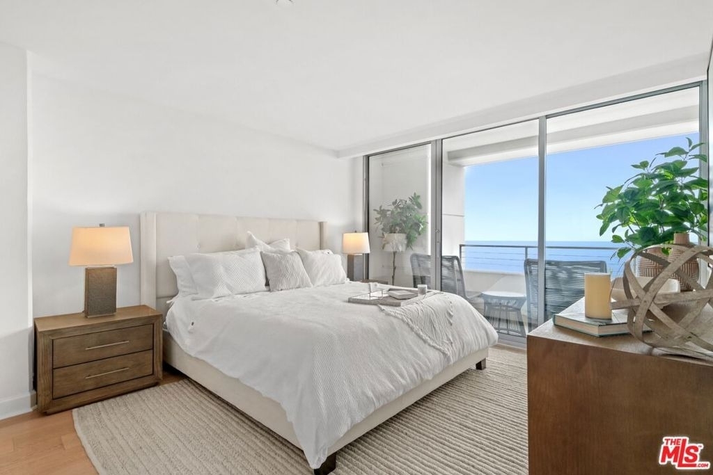 1221 W Ocean Avenue - Photo 1