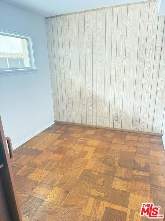 220 N Louise Street - Photo 5