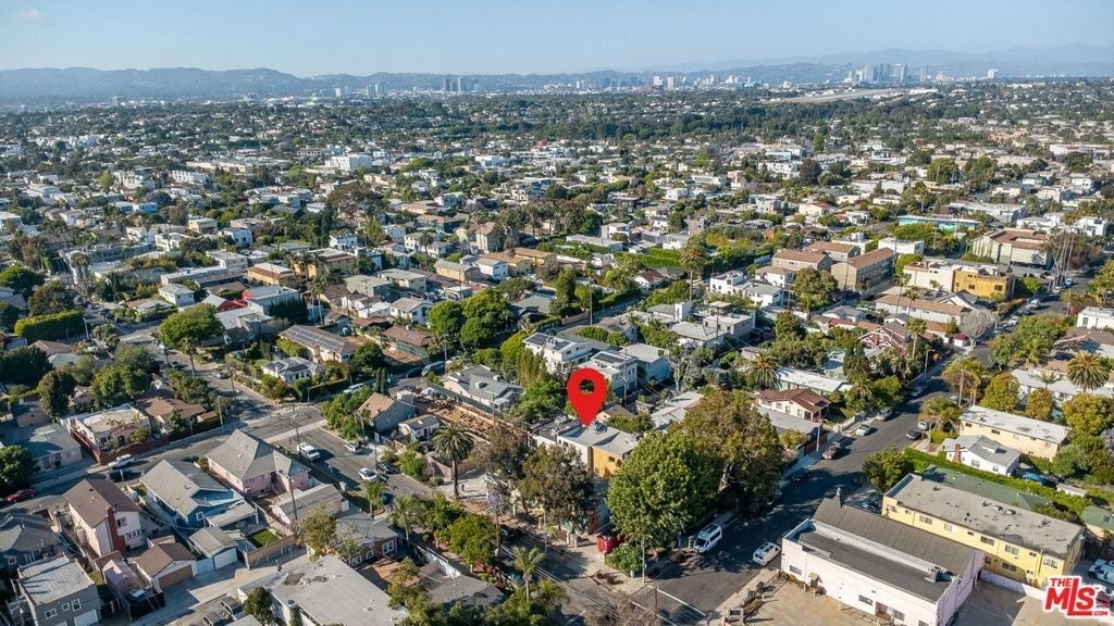 611 Broadway Street - Photo 32