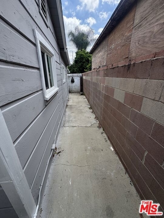 6111 Greenwood Avenue - Photo 10