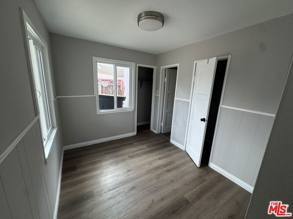 6111 Greenwood Avenue - Photo 4