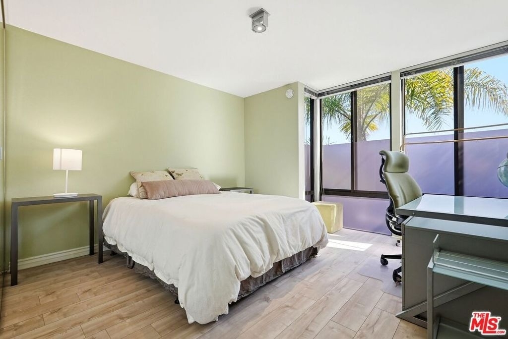 1033 Carol Drive - Photo 13