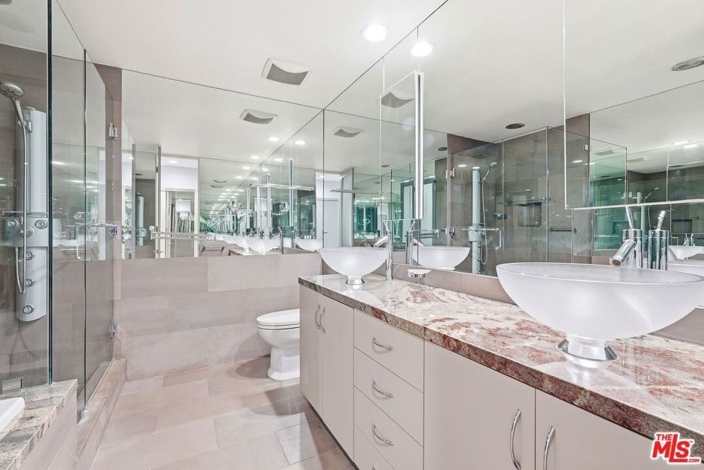 1033 Carol Drive - Photo 11
