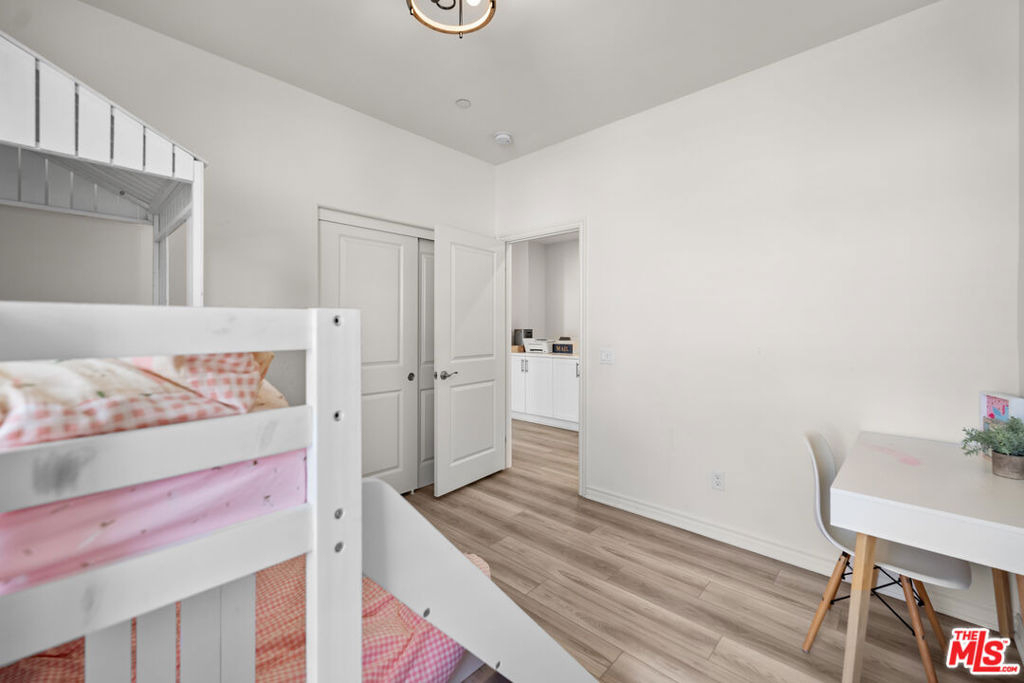 12035 Sproul Street - Photo 11