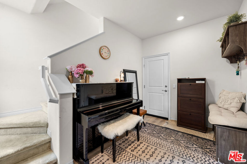 12035 Sproul Street - Photo 16
