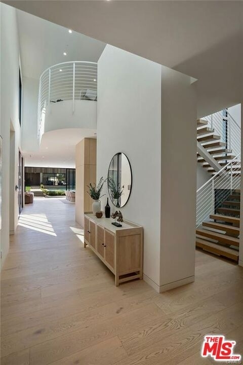 4939 Petit Avenue - Photo 1