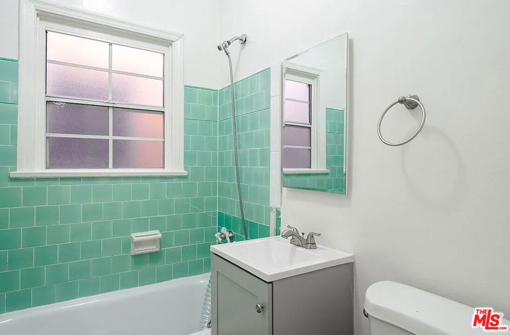 1245 S Orange Street - Photo 17
