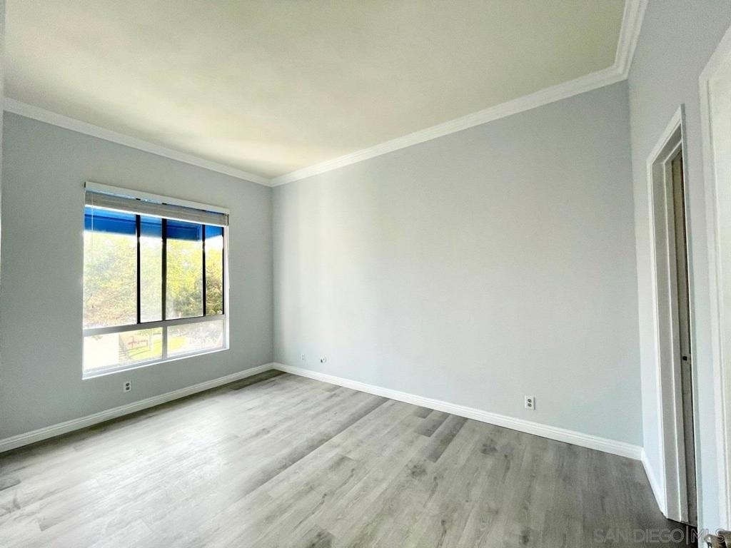 8310 Regents Rd - Photo 4