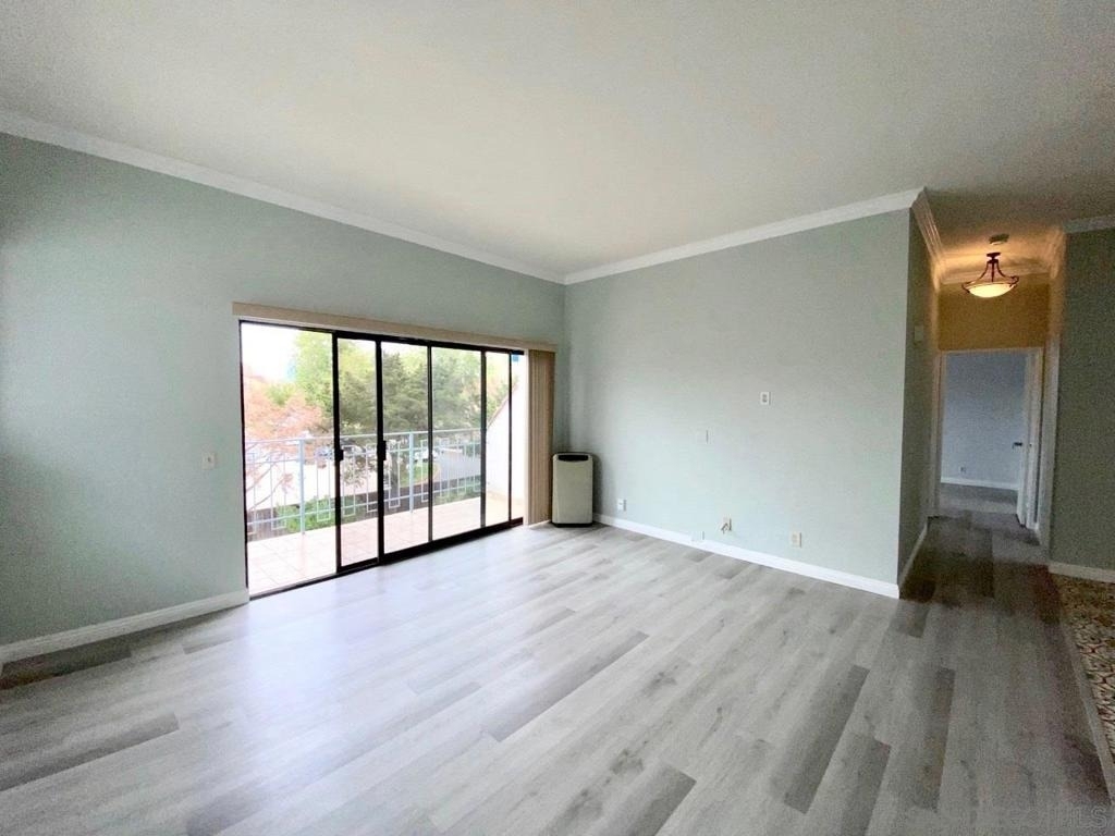 8310 Regents Rd - Photo 2