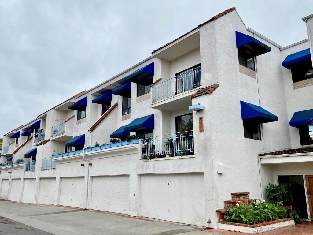 8310 Regents Rd - Photo 1