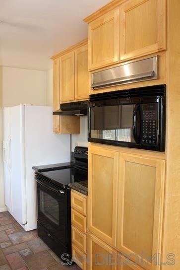 5854 Mott St - Photo 11