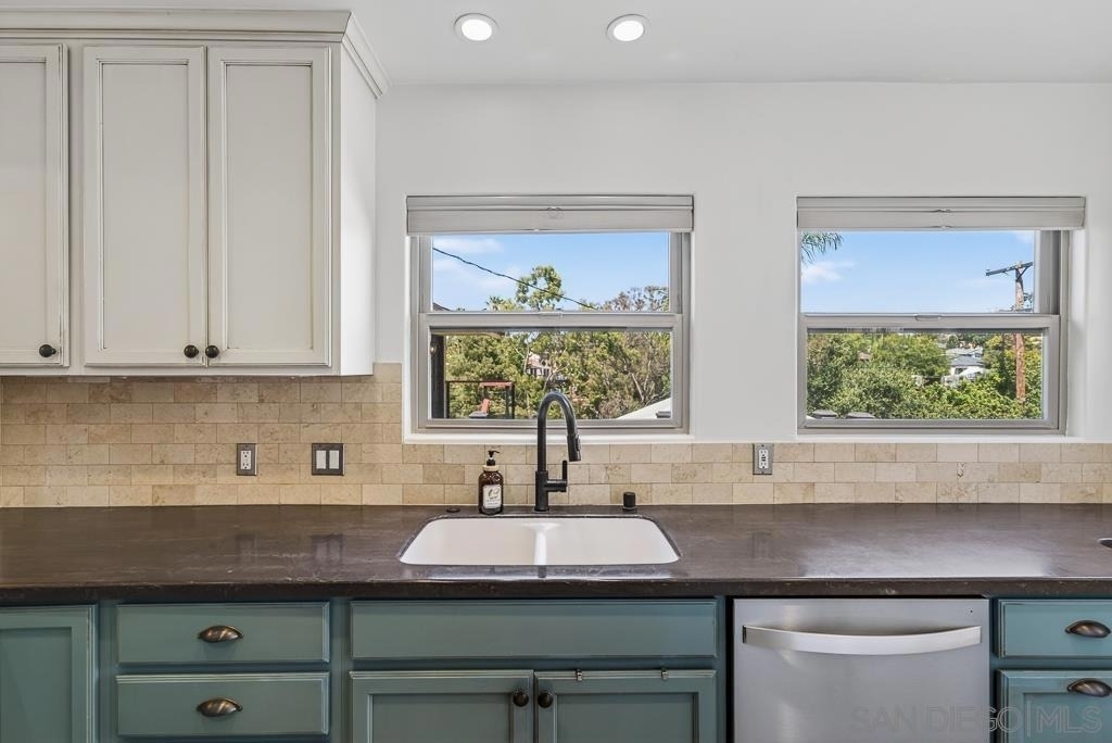 5438 Gilbert Dr - Photo 20