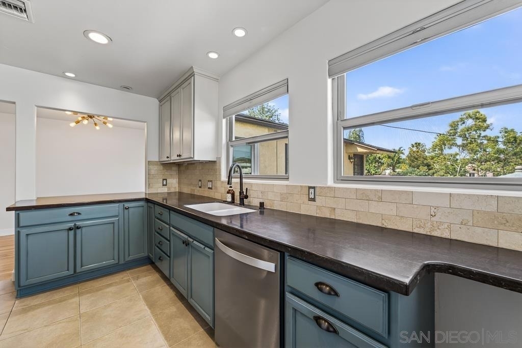 5438 Gilbert Dr - Photo 21