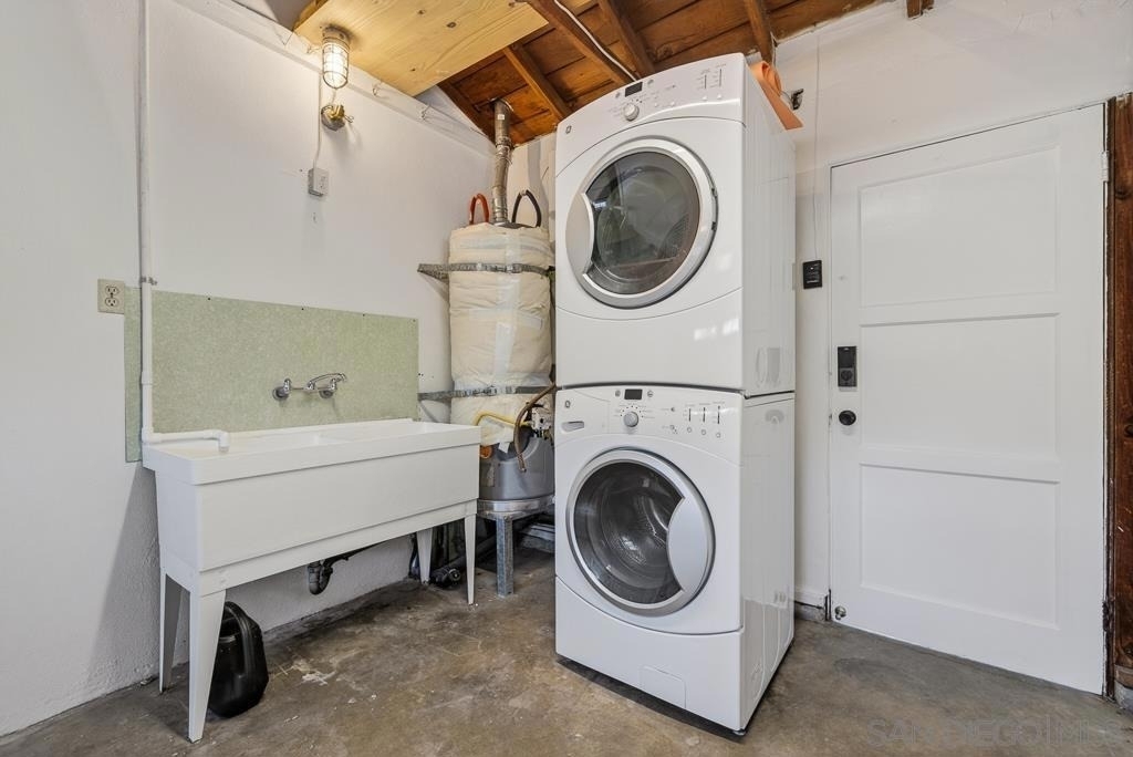 5438 Gilbert Dr - Photo 34