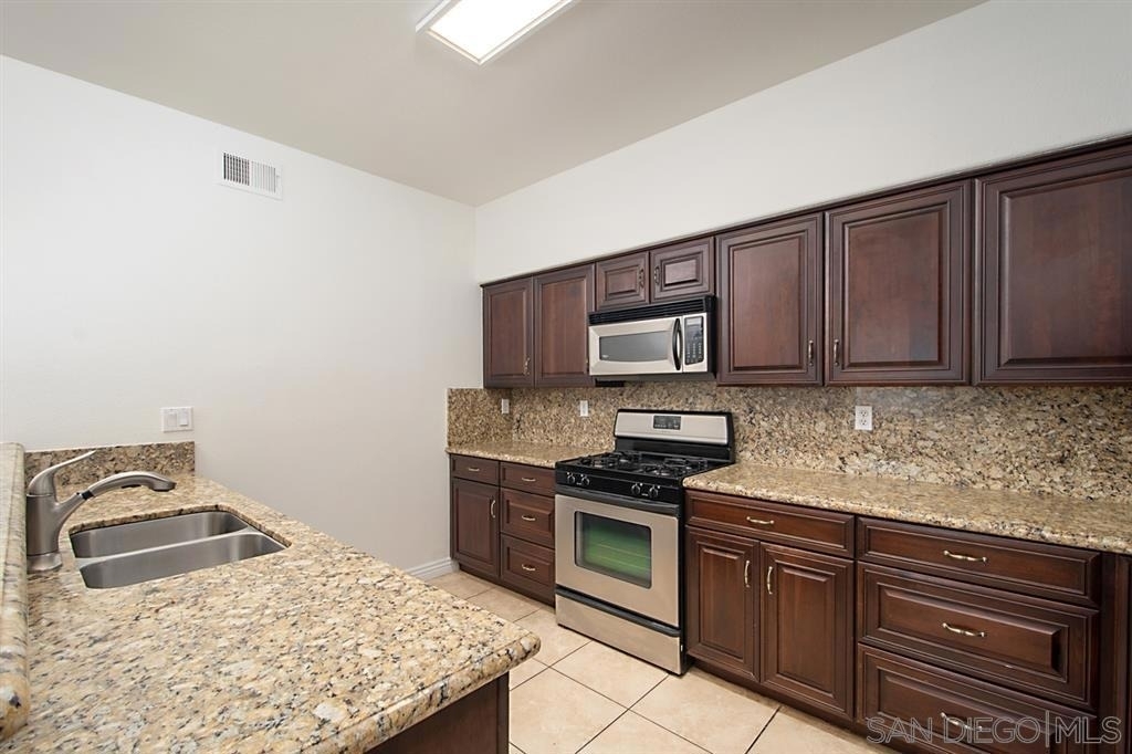 12368 Carmel Country Road - Photo 9
