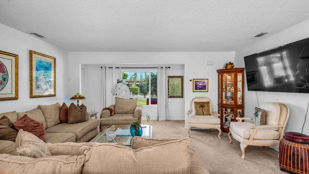 46555 Cameo Palms Drive - Photo 5