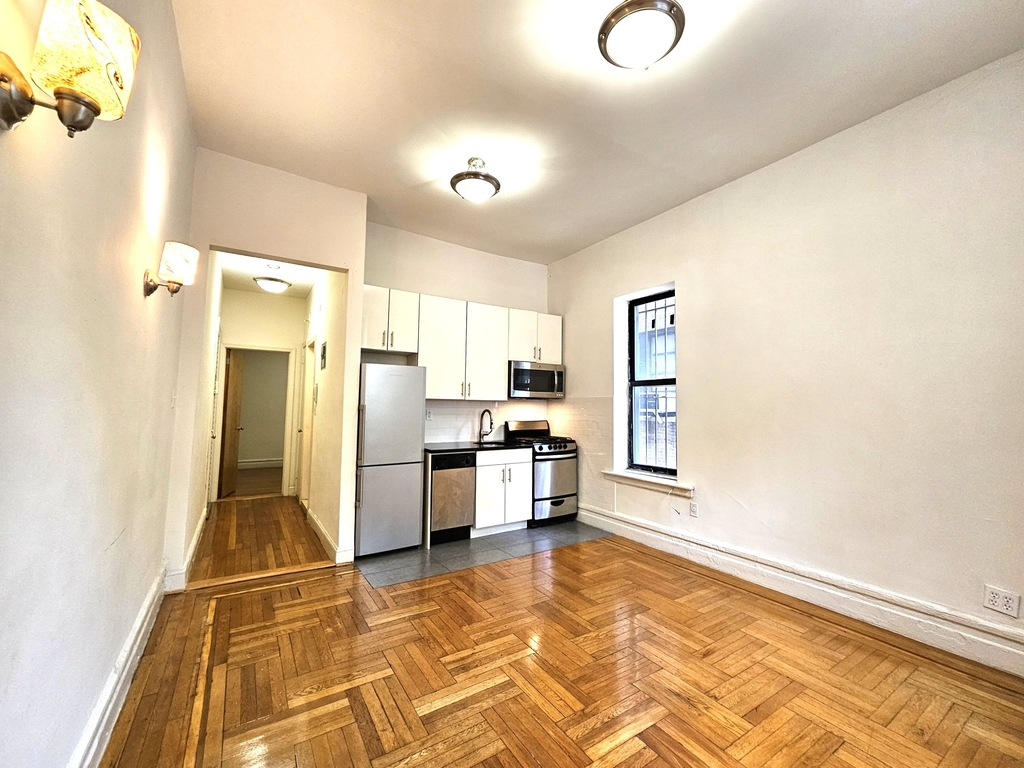 664 West 163rd Street - Photo 4