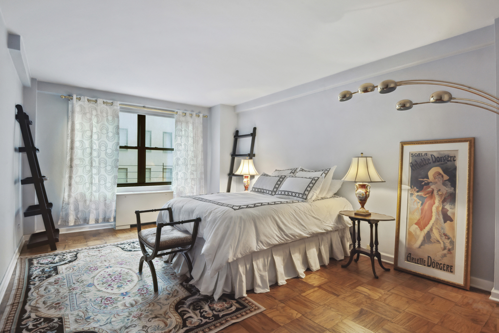 225 E 57th St - Photo 3