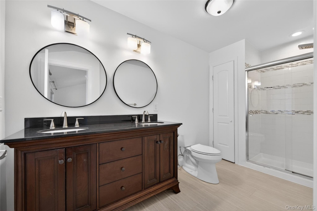 8 Lee Gray Court - Photo 20