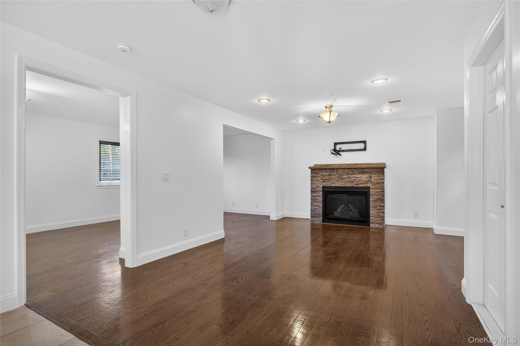 8 Lee Gray Court - Photo 6