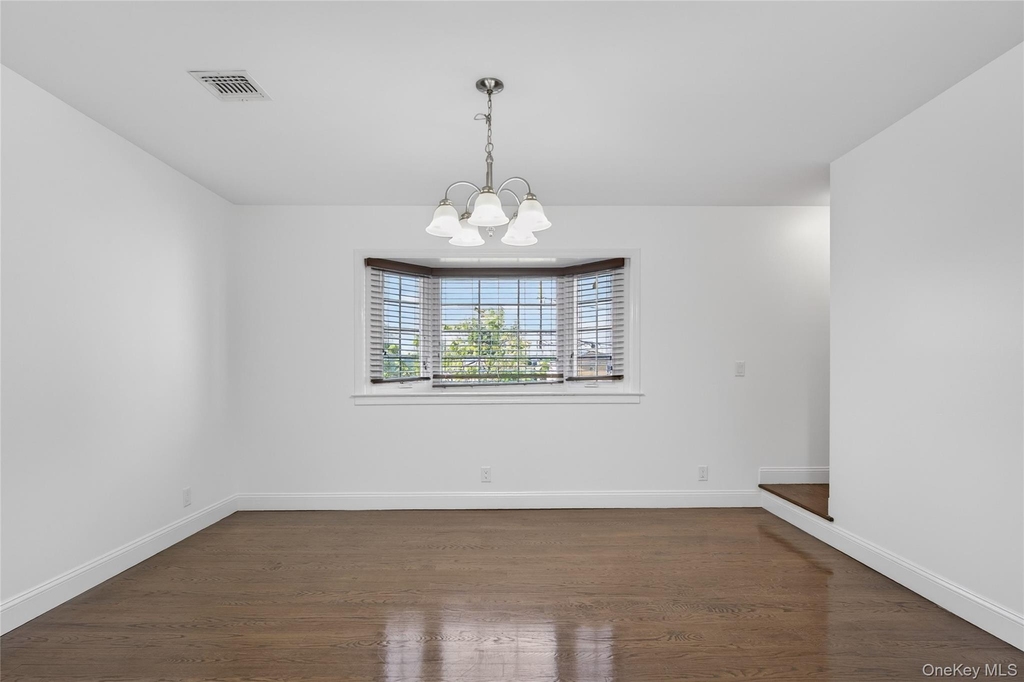 8 Lee Gray Court - Photo 10