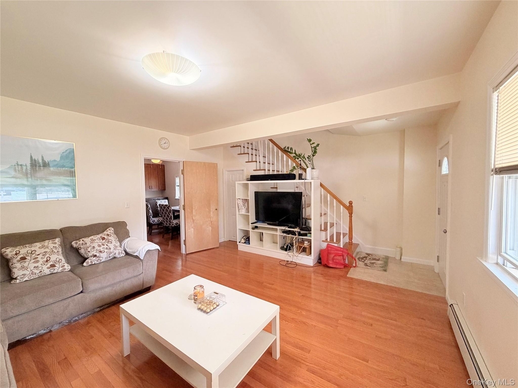 60 Hammond Street - Photo 3