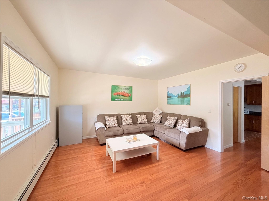 60 Hammond Street - Photo 2