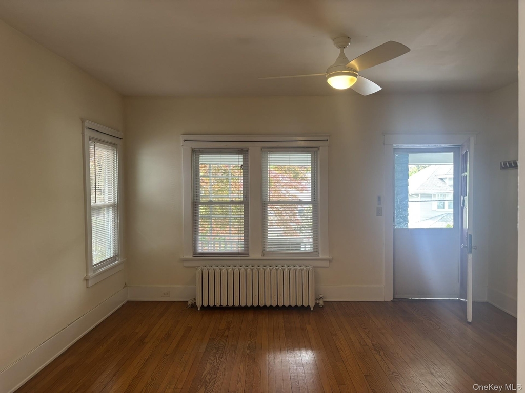 48 Ferris Place - Photo 1