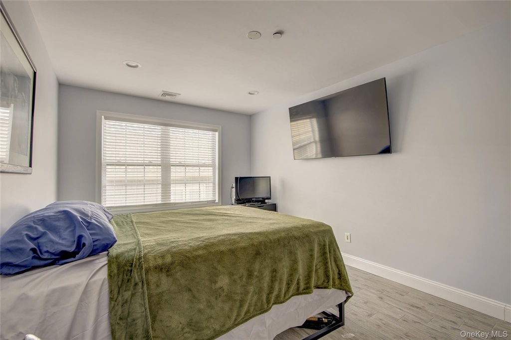 48 Wyoming Avenue - Photo 7