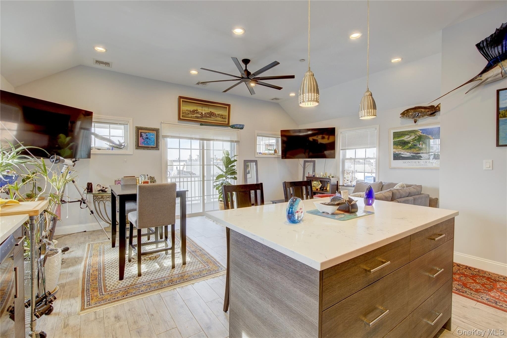 48 Wyoming Avenue - Photo 1