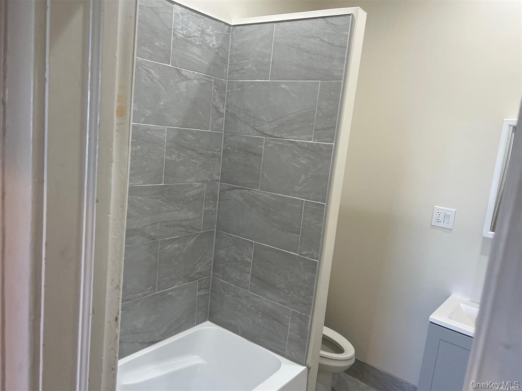 68 Jerusalem Avenue - Photo 8