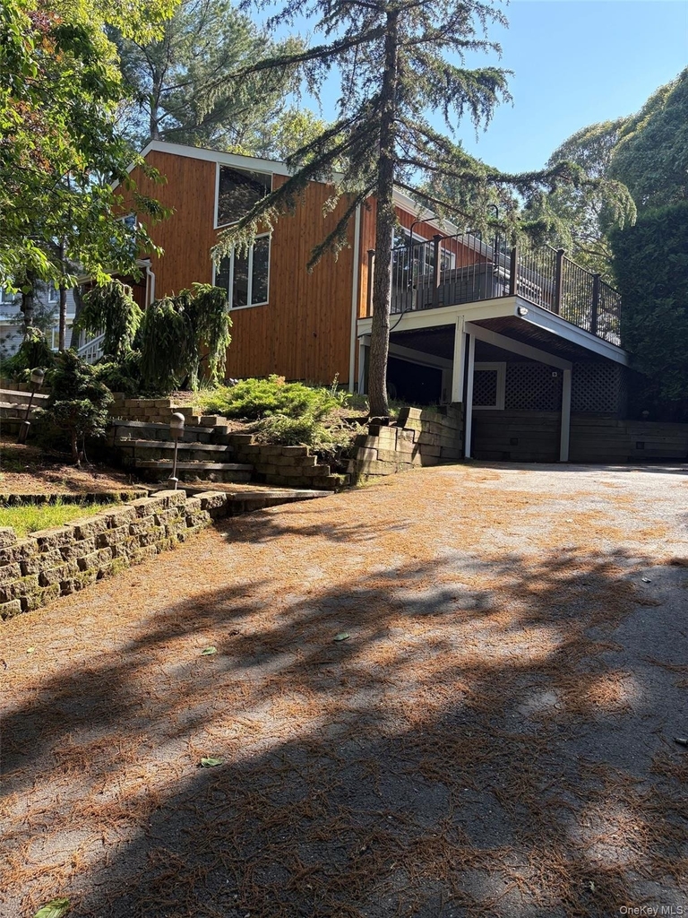 620 Wunneweta Road - Photo 0