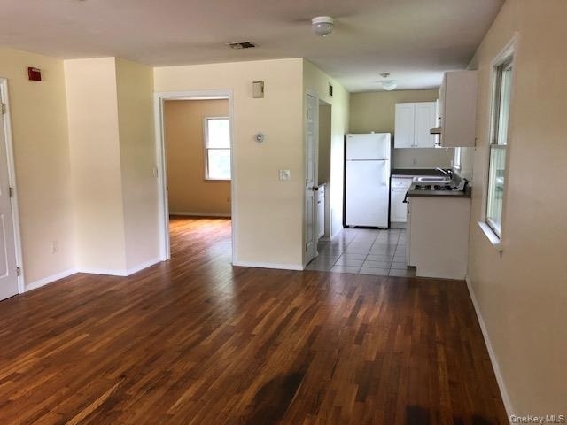 124 Sylvan Avenue - Photo 8