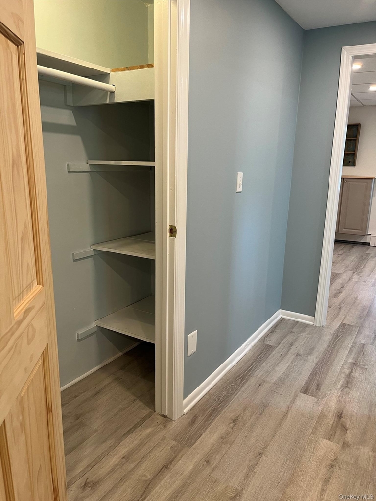 315 Gainsborg Avenue E - Photo 9