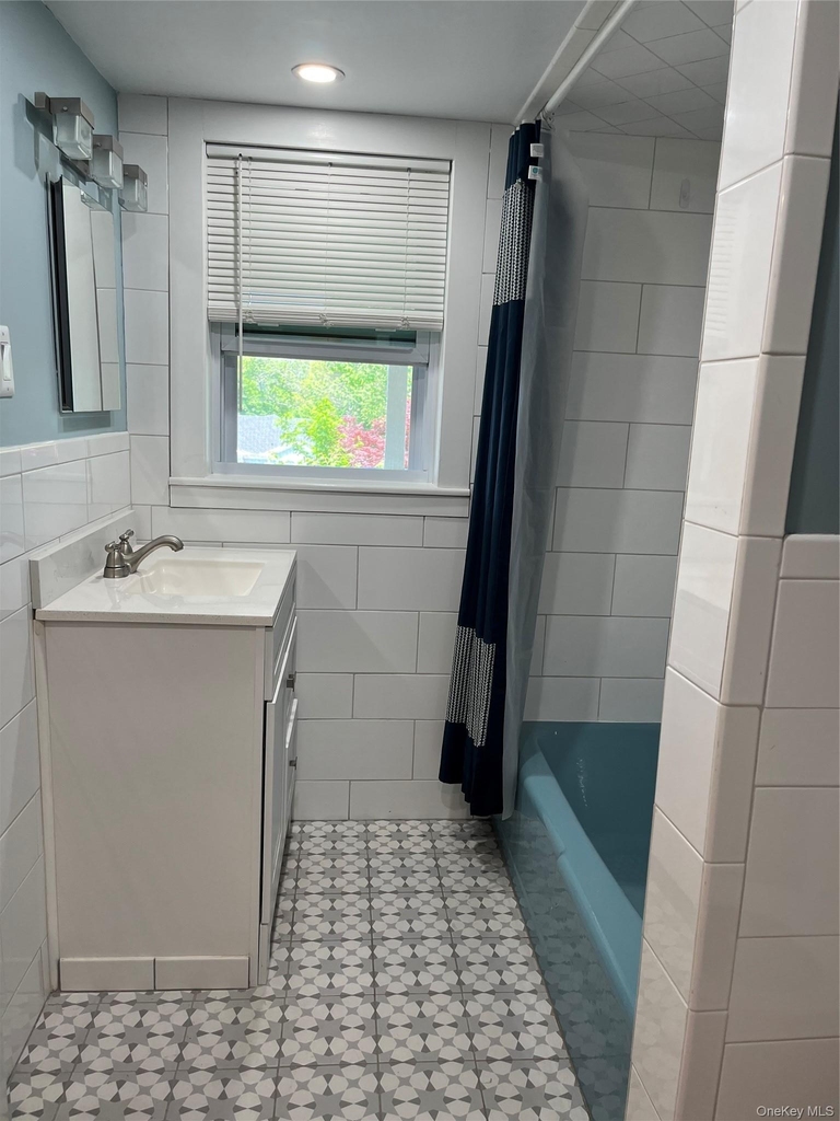 315 Gainsborg Avenue E - Photo 13