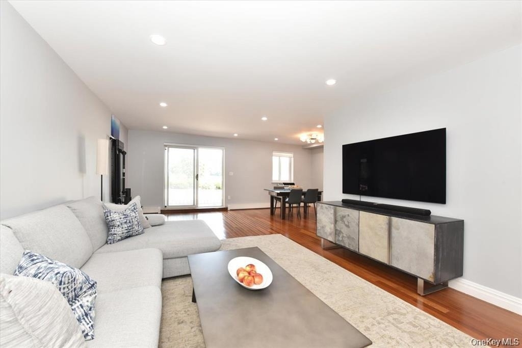 320 East Shore Road - Photo 5