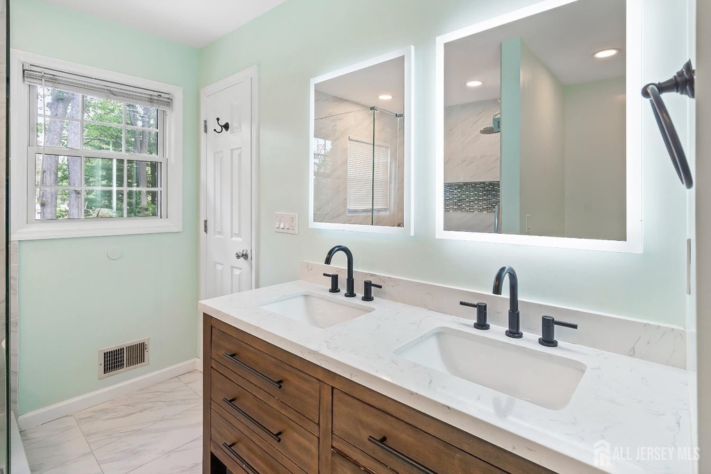 10 Woodruff Road - Photo 11