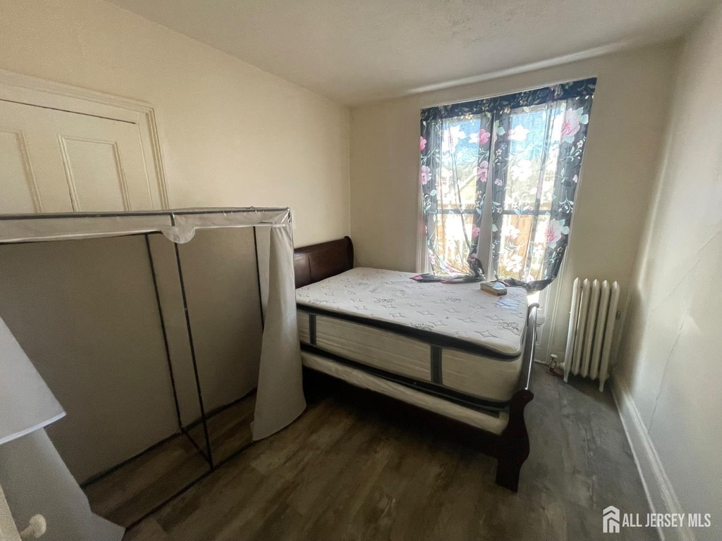 3 Adelaide Avenue - Photo 0