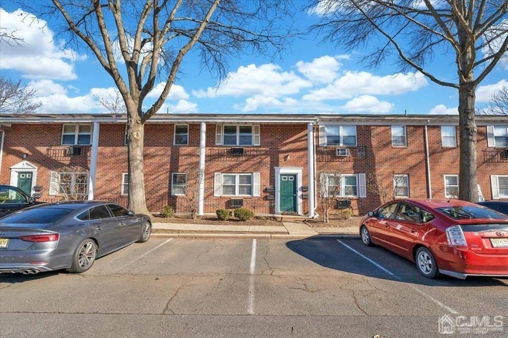 289 Main Street - Photo 0