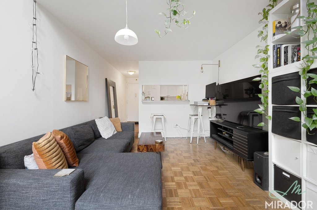 153 E 32nd Street - Photo 3