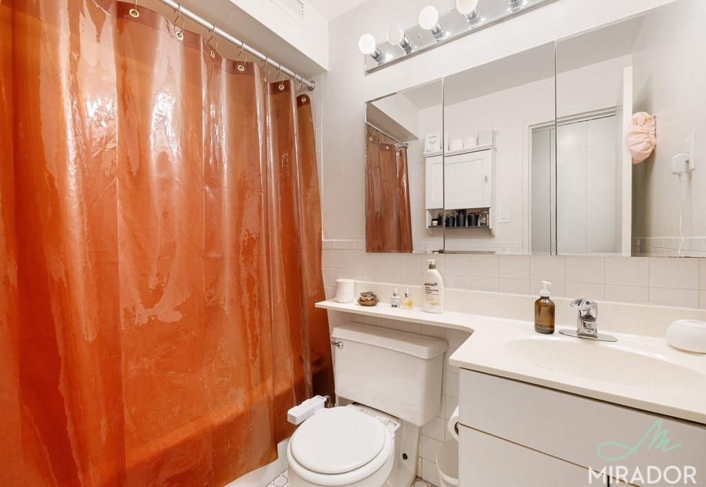 153 E 32nd Street - Photo 14