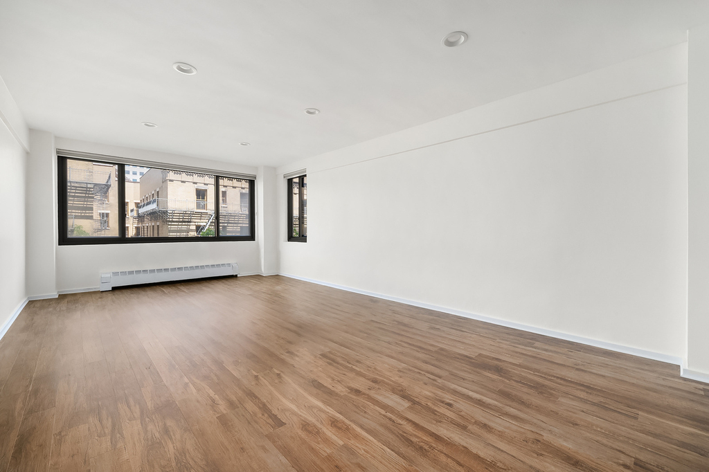 420 E 64th Street - Photo 2