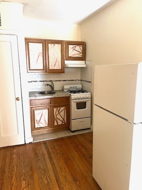 415 Albemarle Road - Photo 1