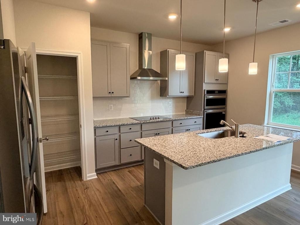19 Forest Grove Avenue - Photo 2