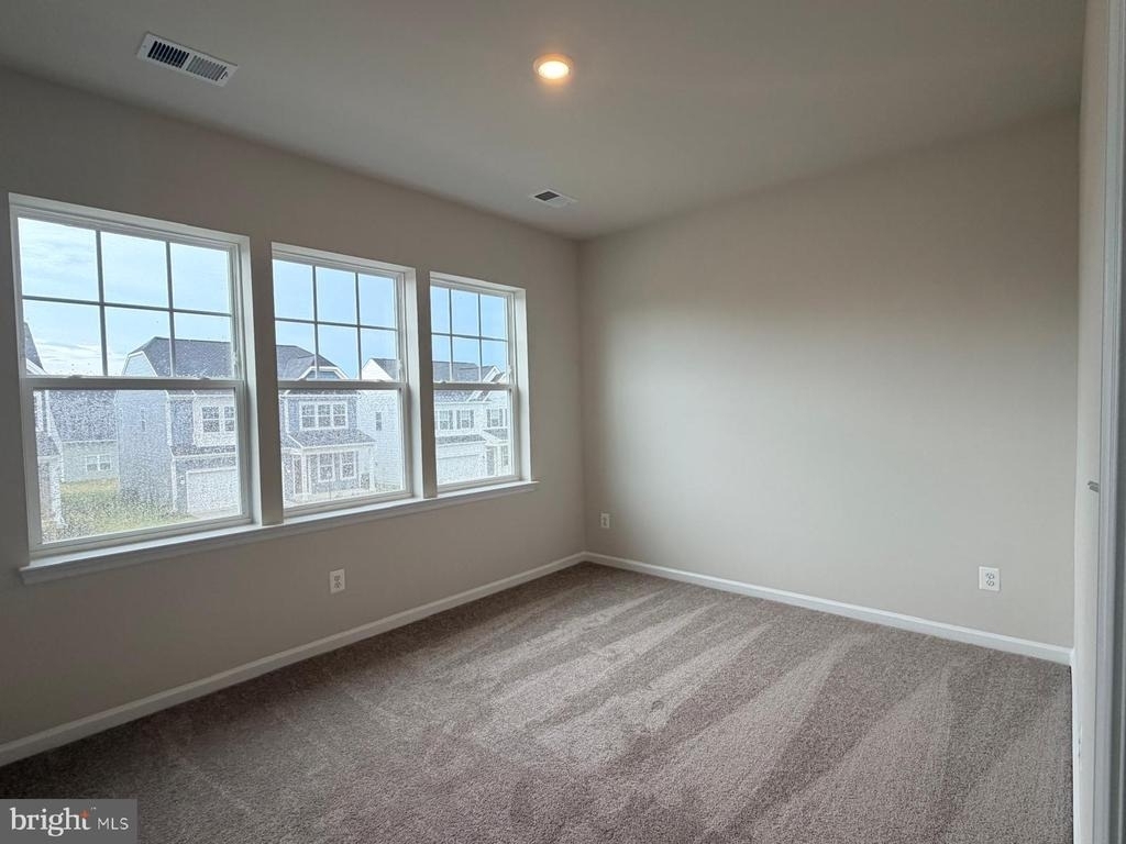 19 Forest Grove Avenue - Photo 16